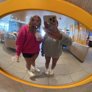 Meet your Posher, Janelle